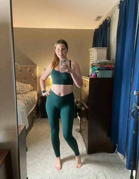 bootyshortsgirl OnlyFans nackte Brüste