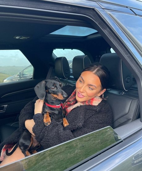 Danielle Tilly Wright OnlyFans Striptease