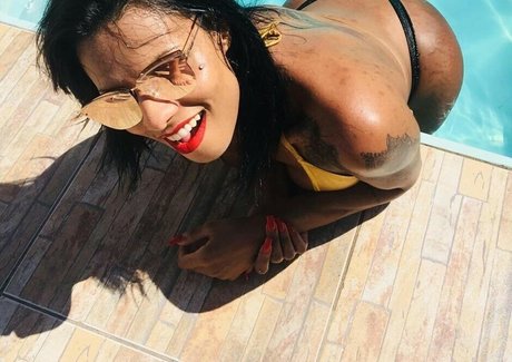 Carine Kishi OnlyFans Sextape geleakt