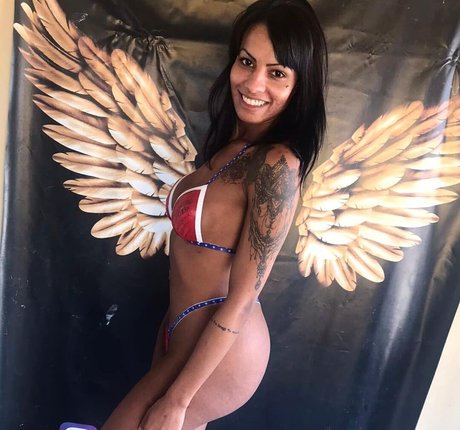 Carine Kishi OnlyFans-Inhalte