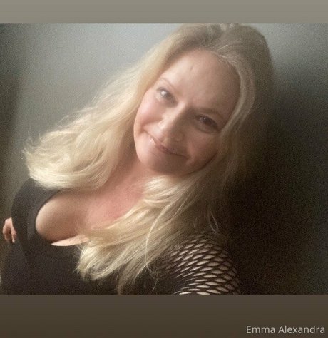 uniquilyyours OnlyFans Sextape