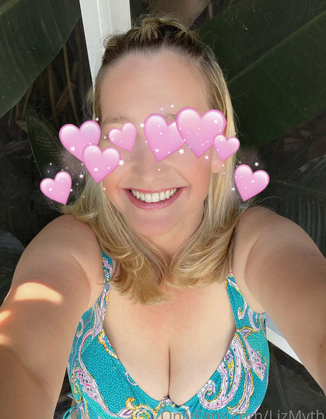 lizmyth OnlyFans Modelfoto