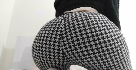 lunamire OnlyFans-Inhalte