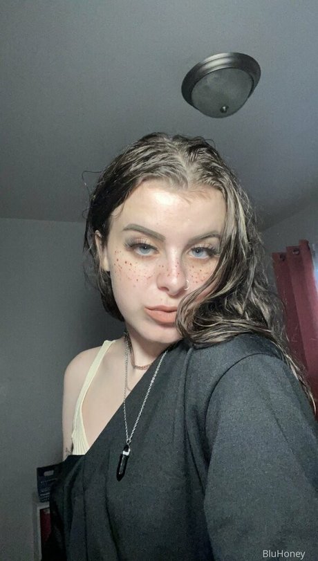 blufire999 OnlyFans explizite Inhalte