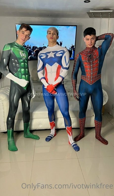 ivotwinkfree XXX OnlyFans