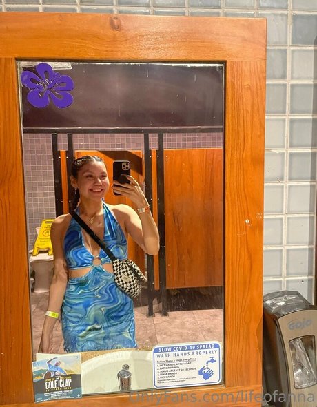 lifeofanna Leak von OnlyFans-Inhalten