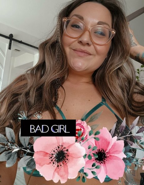 littlemissjuliaxxfree Füße OnlyFans