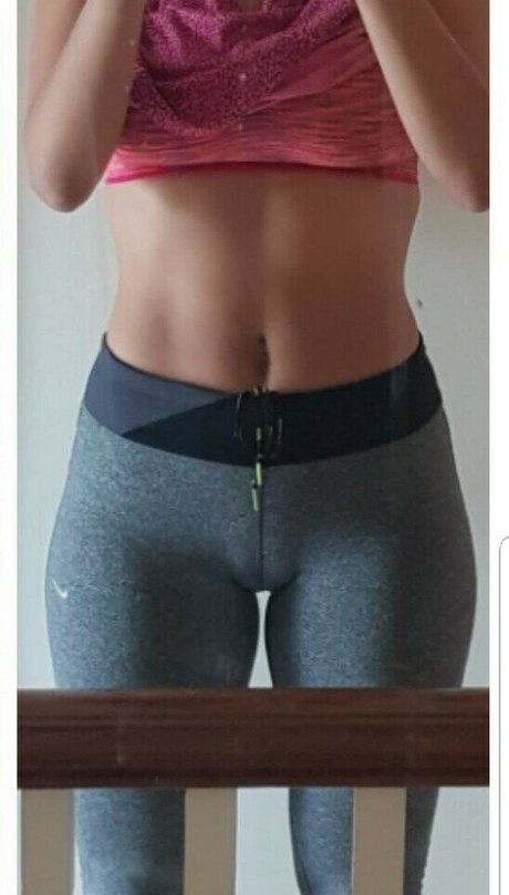 Clean With Me Nacktbilder OnlyFans geleakt