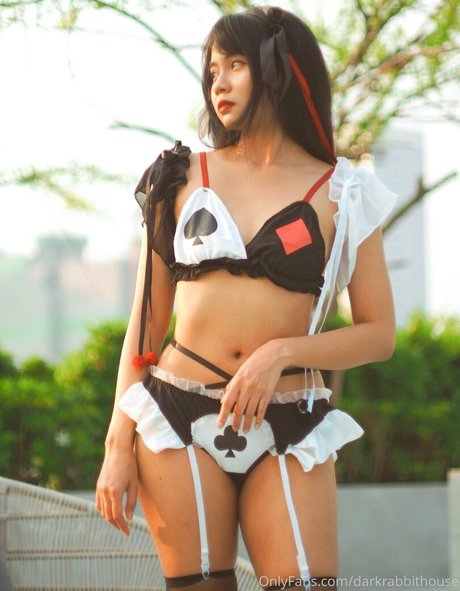 Darkrabbithouse OnlyFans Lesbisch