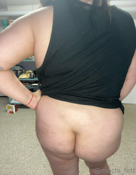 mochi fett Nacktbilder auf OnlyFans