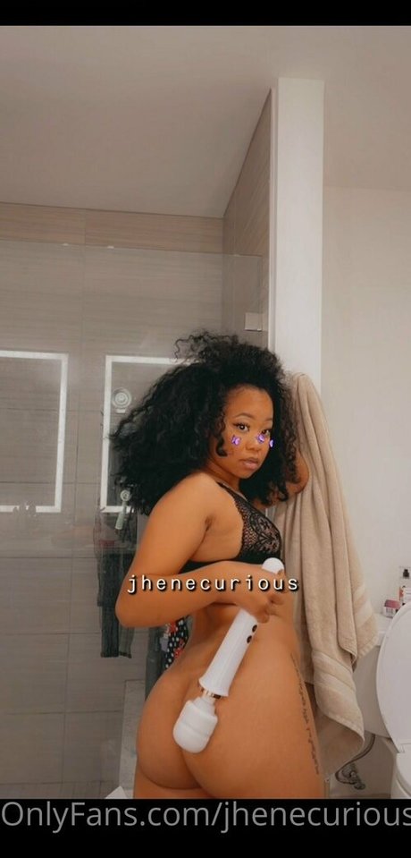 jhenecurious Leaked OnlyFans Sextape