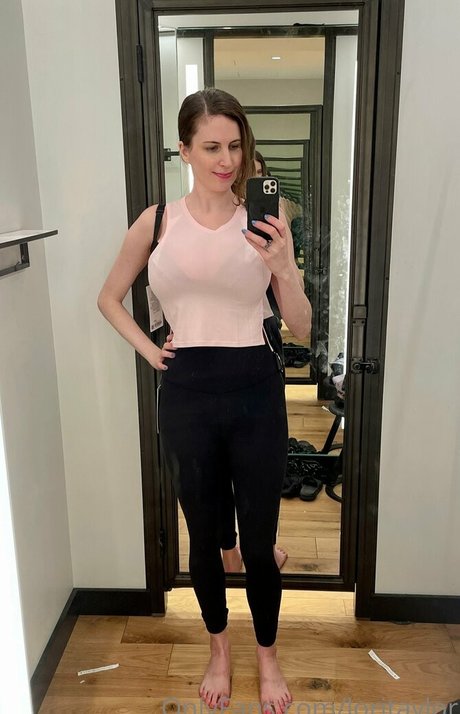 loritaylor OnlyFans-Leak