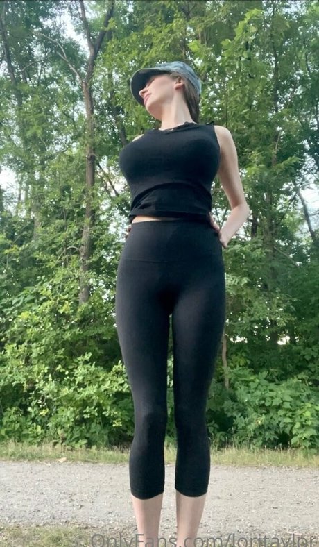 loritaylor OnlyFans Bilder