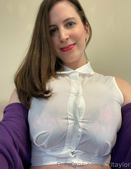 loritaylor Nacktbilder von OnlyFans geleakt