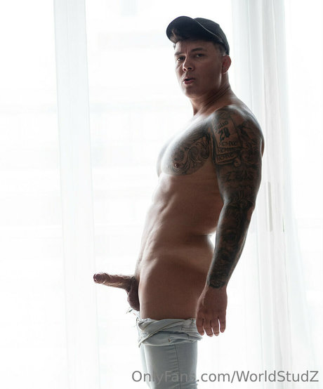worldstudz OnlyFans Bilder
