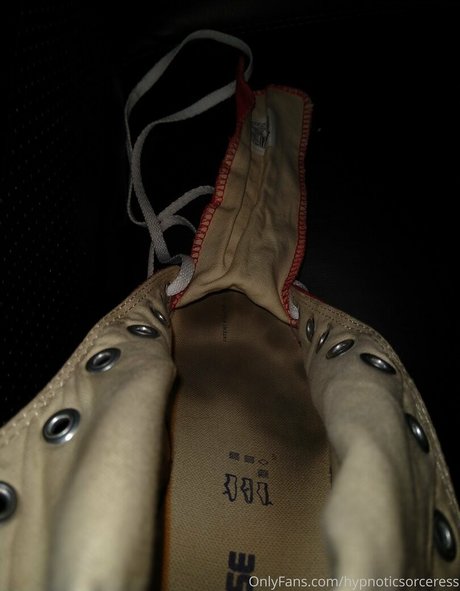 hypnoticsorceress Nackt OnlyFans