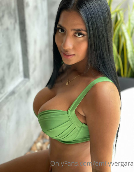 emilyvergara Unzensiert OnlyFans