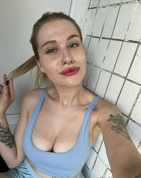 tati blonde OnlyFans XXX