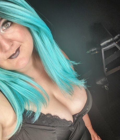 red ridin hood x Oben ohne OnlyFans