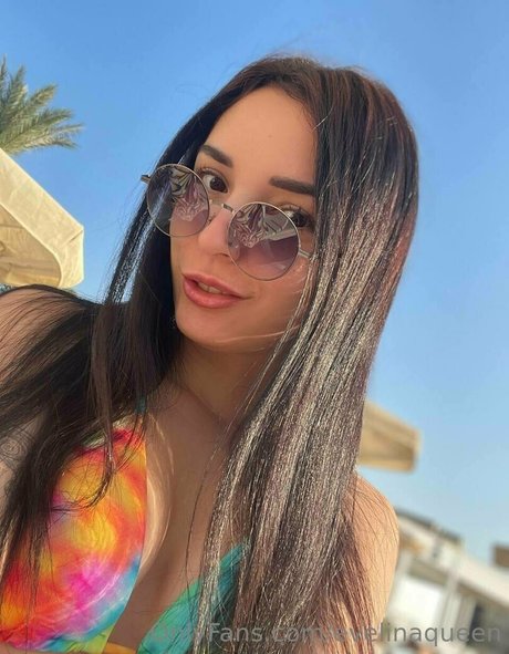 evelinaqueen OnlyFans gratis