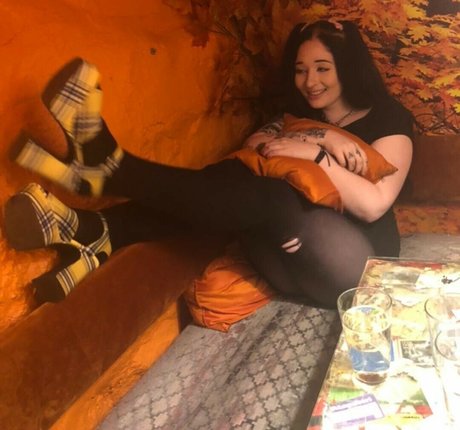 anastasia mcqueen OnlyFans Pornografie