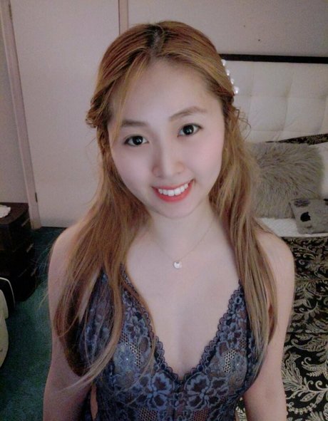 Lindychii OnlyFans Archiv