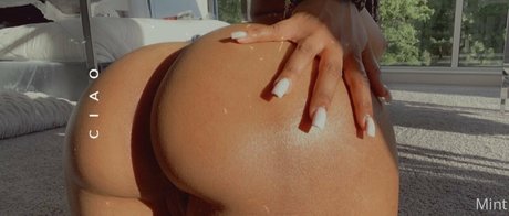 therealbombshell mint OnlyFans-Creator