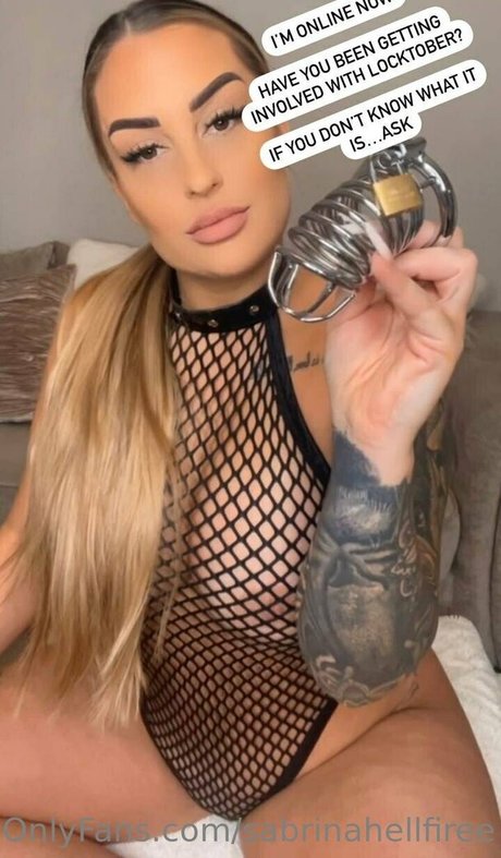 sabrinahellfiree Leaked OnlyFans Sextape