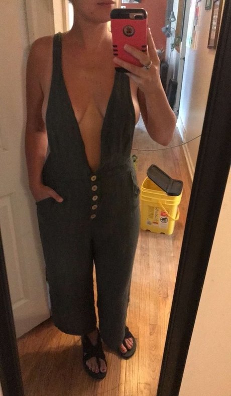 captinpeenut Strip OnlyFans