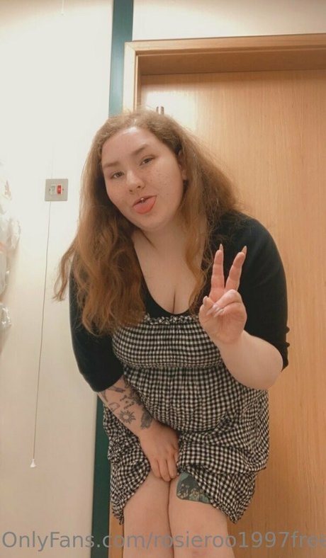 rosieblossomfree OnlyFans Nacktbilder