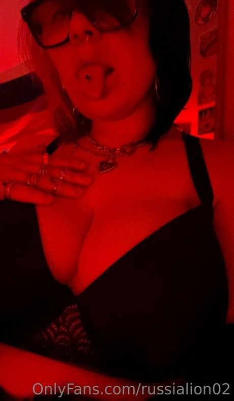 russialion02 OnlyFans-Inhalte