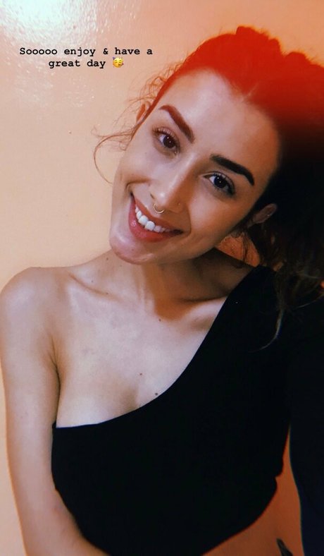 dela roo Strip OnlyFans