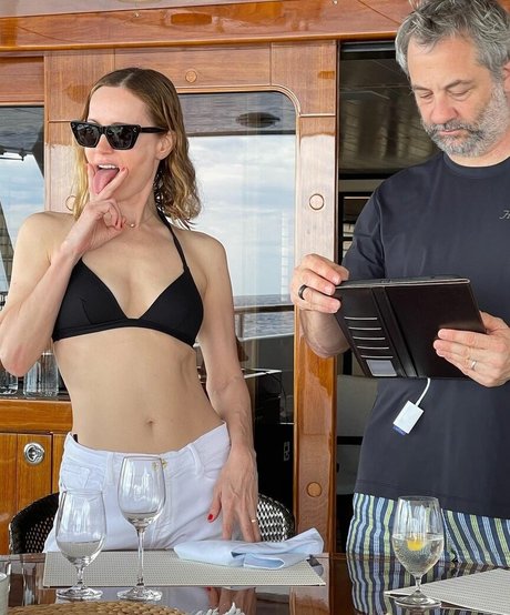 Leslie Mann NurlyFans-Brüste