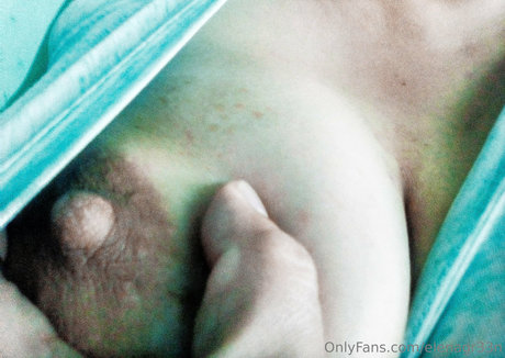 elenagr33n Nacktbilder geleakt OnlyFans Porn geleakt