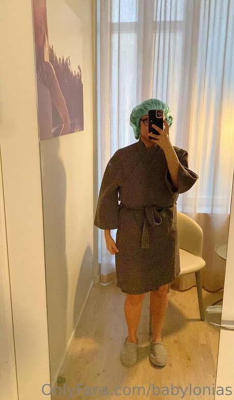 babylonias OnlyFans Striptease