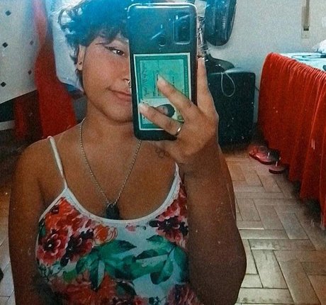 Kinoichi OnlyFans Pornografie