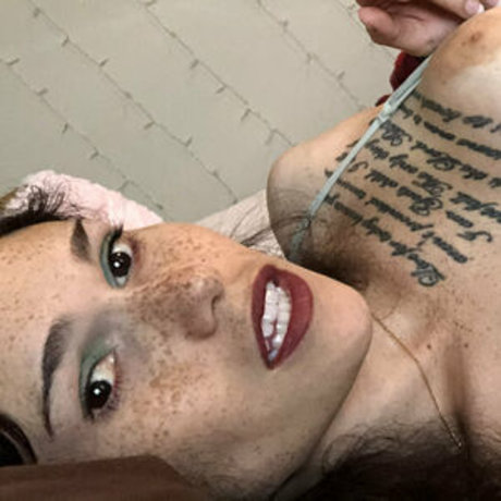 eeveebeesolo OnlyFans Gratis Porn