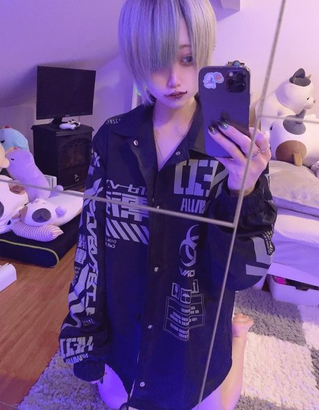 Mokumoku Free_ OnlyFans Star