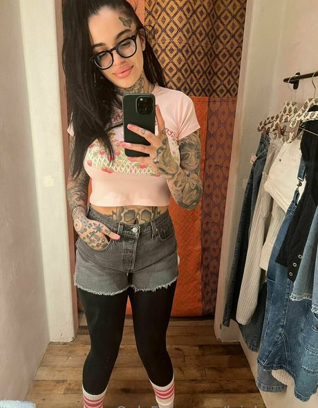 leighravenx OnlyFans-Creator