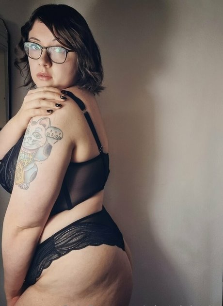 whatvioletdid NSFW OnlyFans