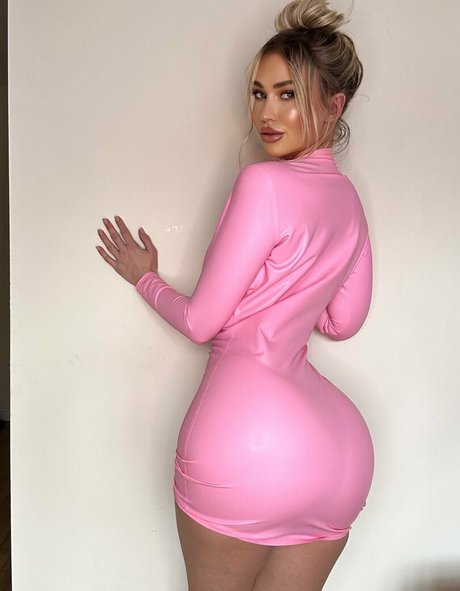 sophiereadeofficial XXX OnlyFans