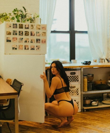 Valeria Kalabina OnlyFans Sextape