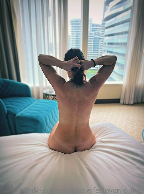 hotwifeslovenia free OnlyFans explizite Inhalte