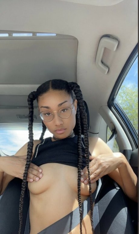 Rhiley Love OnlyFans Nacktfotos