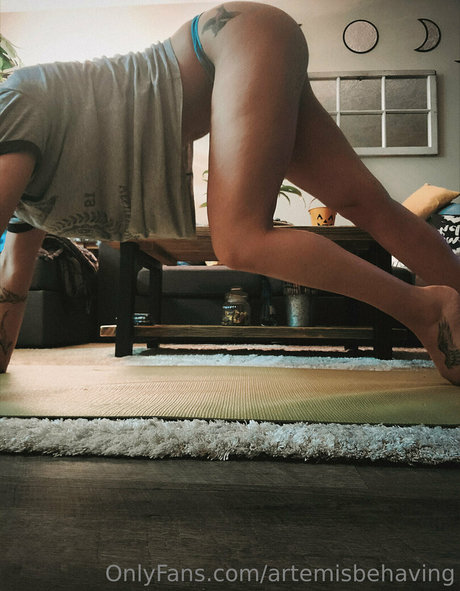 artemisbehaving OnlyFans Porn