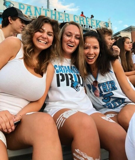 Caroline Casbon Nacktbilder geleakt OnlyFans