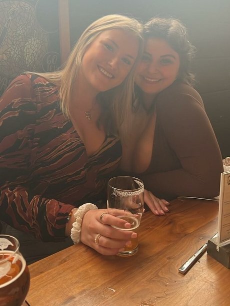 Caroline Casbon OnlyFans XX