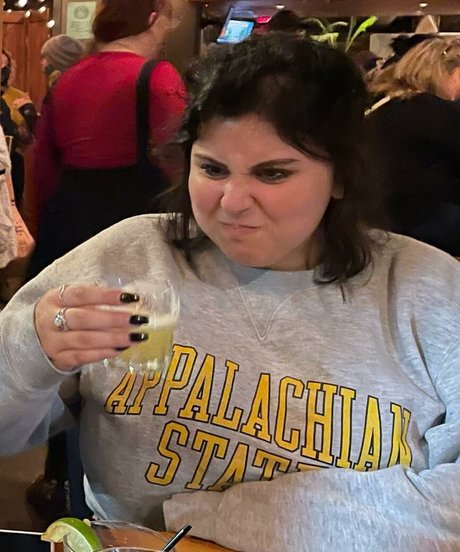 Caroline Casbon Leaked OnlyFans