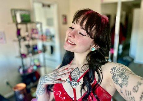 bluddycherryfree Profilbild