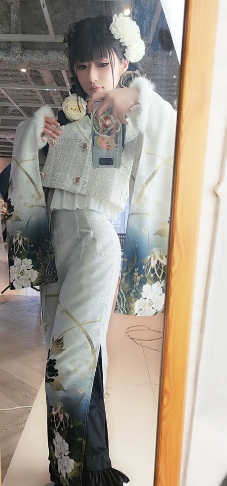 Hitsuji Negoto Leaks von Nacktbildern auf OnlyFans